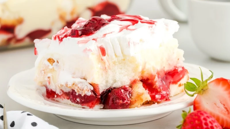 Strawberry Heaven On Earth Cake Recipe