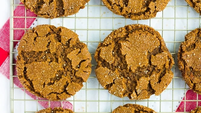 Vegan Gingersnap Cookies Recipe